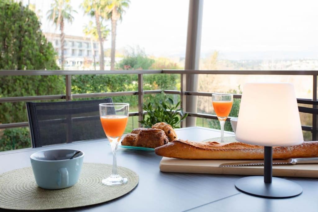 Apartmán A7- 2 Bdr Sea & Mountain View - Ac, Parking, Pool & Terrace Antibes Exteriér fotografie