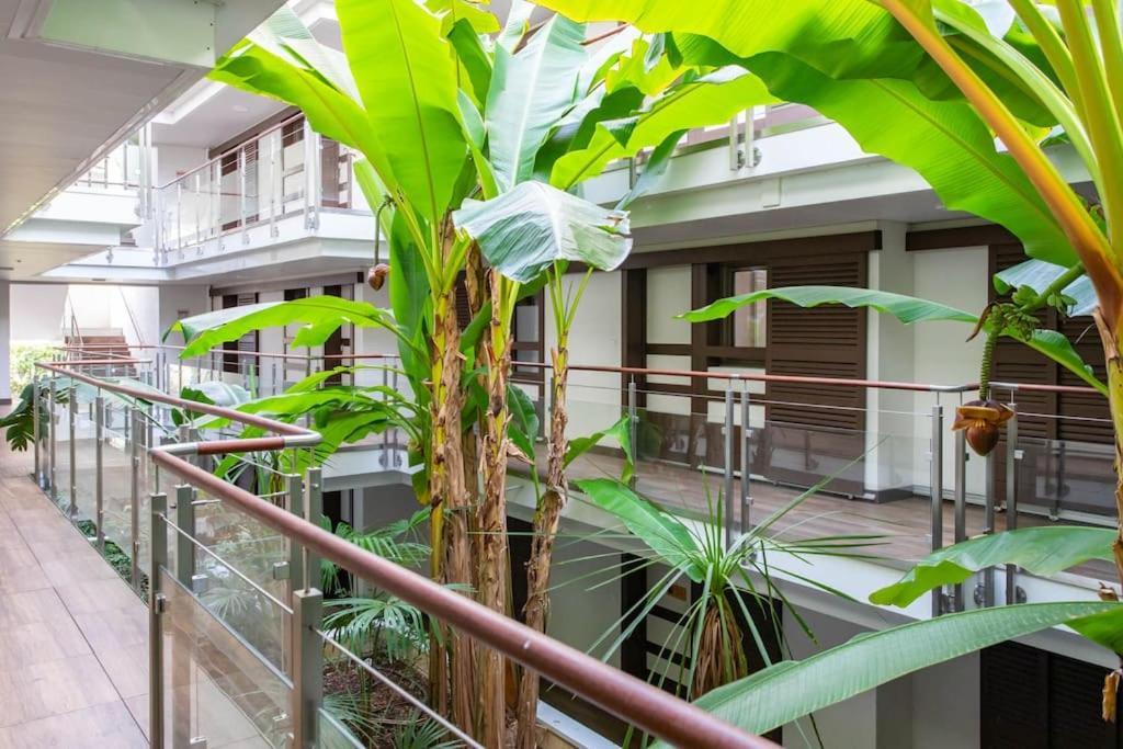 Apartmán A7- 2 Bdr Sea & Mountain View - Ac, Parking, Pool & Terrace Antibes Exteriér fotografie
