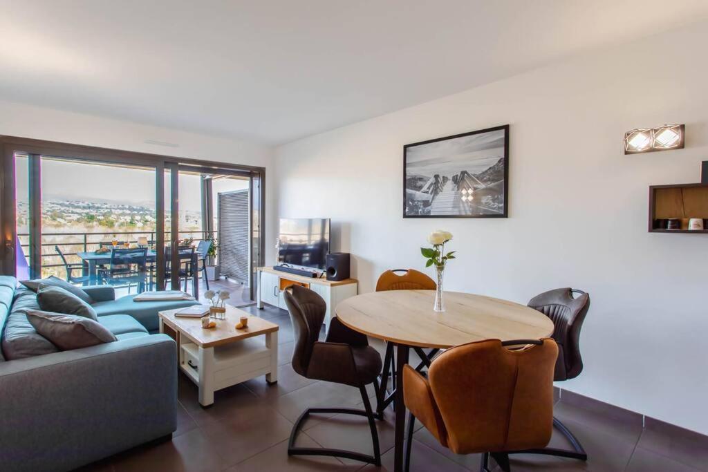 Apartmán A7- 2 Bdr Sea & Mountain View - Ac, Parking, Pool & Terrace Antibes Exteriér fotografie